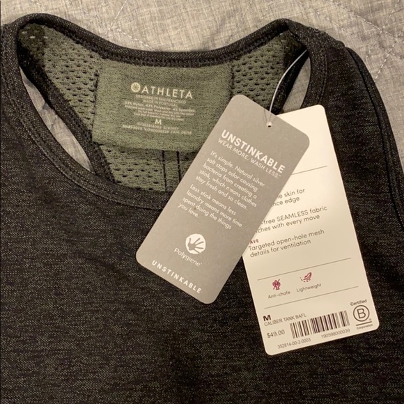 Athleta Fitted Workout Tank NWT - Picture 4 of 8
